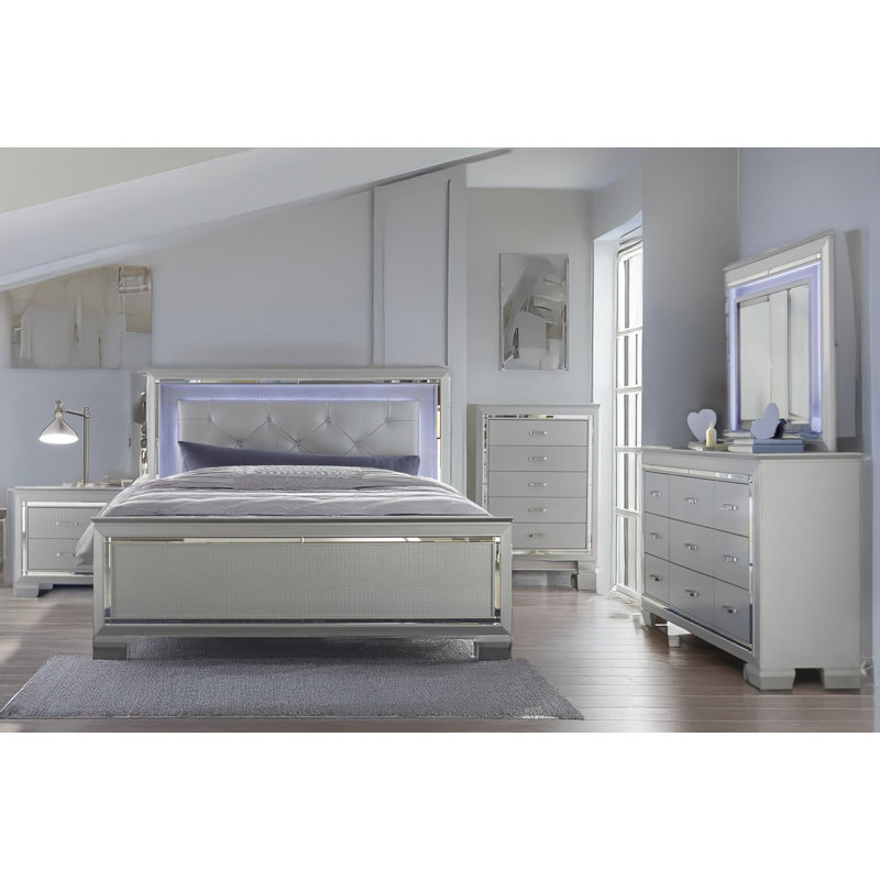 Ensemble de chambre à coucher tapissier Ursula, Double, Blanc, Cinq pièces : lit, table de chevet, commode, com