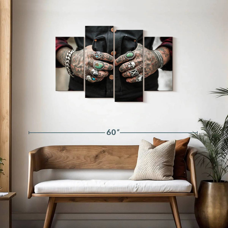 Tatouages, H 27 po x l 43 po