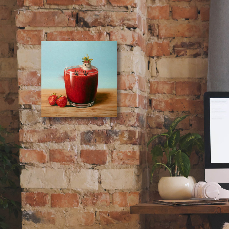 «Strawberry Bliss» par Lucia Heffernan, art mural sur toile, H 12 po x l 12 po x P 0,75 po
