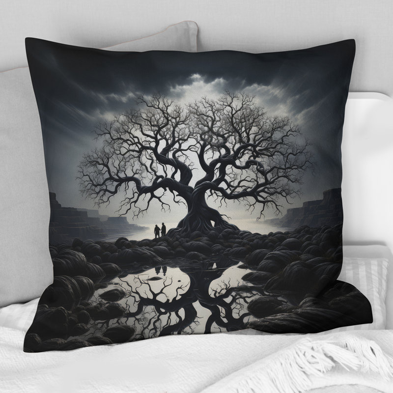 The Contrast Tree Monicol II - Coussin imprimé arbre, H 18 po x l 18 po, Carré