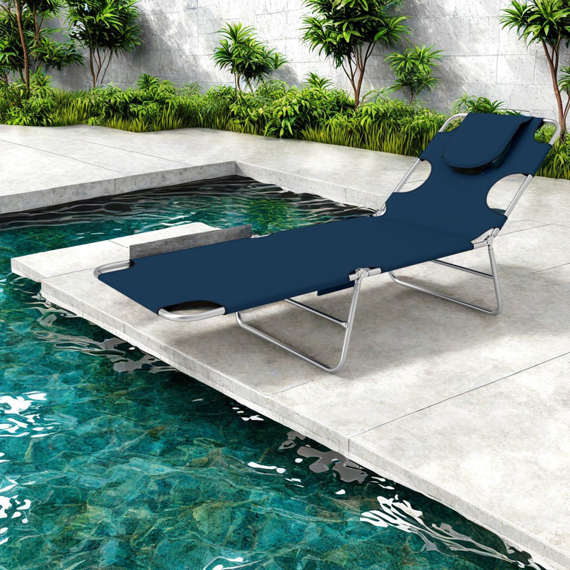 Outdoor Lounge Chair