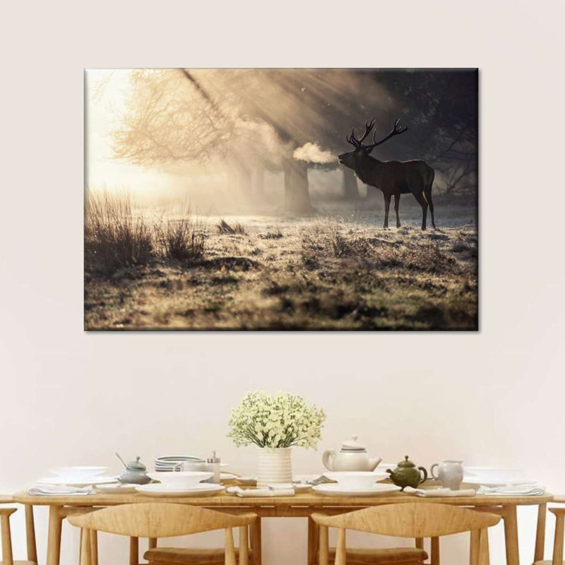 Cerf sauvage dans la neige sur toile, H 30 po x l 45 po x P 1,25 po