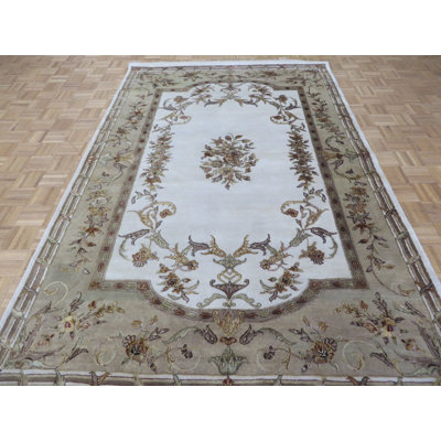 Tapis de zone en laine 5 pi 11 po x 9 pi 3 po one-of-kind noué la brown Besser