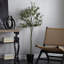 Plante artificielle contemporaine en pot