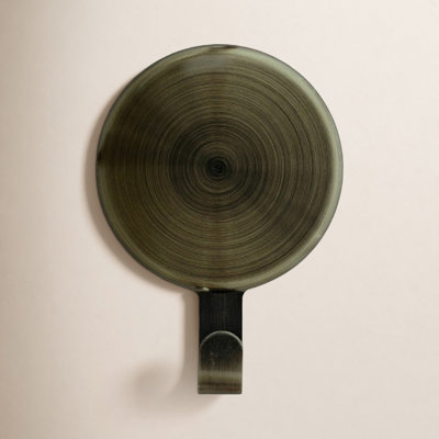 Attract Magnetic Wreath Hanger