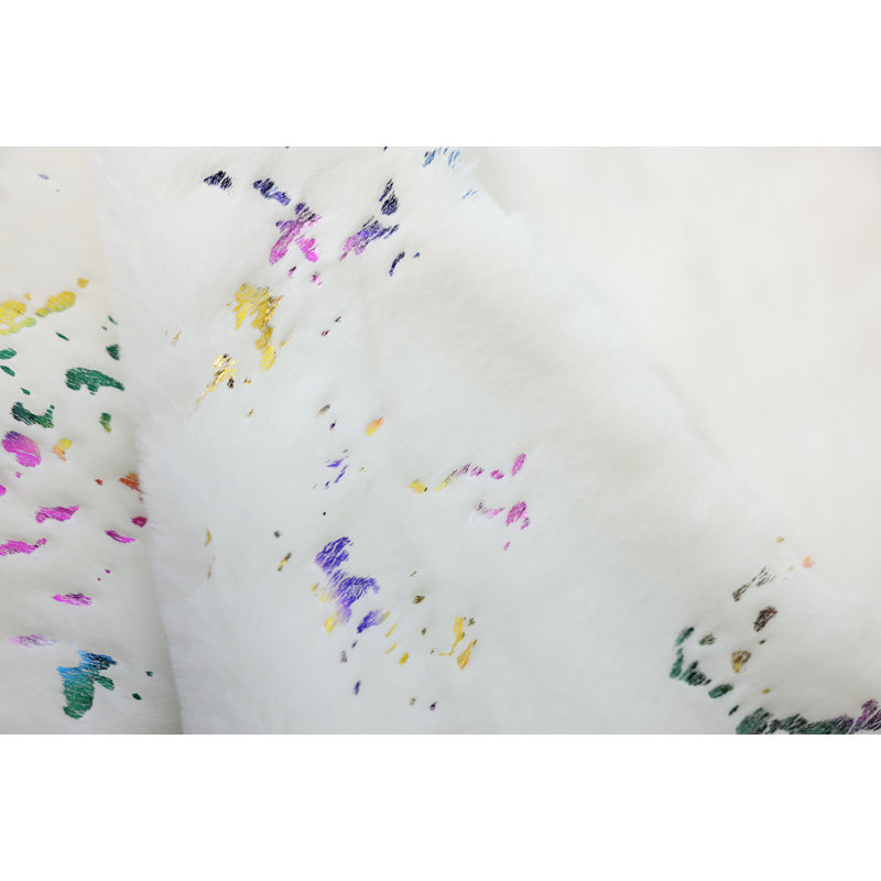 Jeté de lit en fausse fourrure, Blanc / bleu / jaune