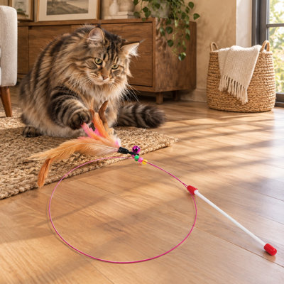 A steel-wire fishing-pole format with beads and bells gives this 1Pcs feather teaser wand its interactive indoor chasing and exercise function for kittens.