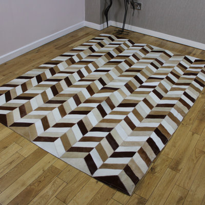 Patchwork 5AD270DC066E44C2ACF161205FD325EF Cowhide Rug