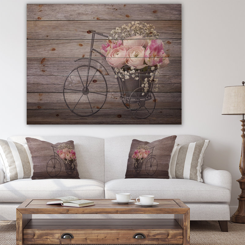 «Ranunculus Flowers on Bicycle», photographie, H 30 po x l 40 po x P 1,5 po, Bois