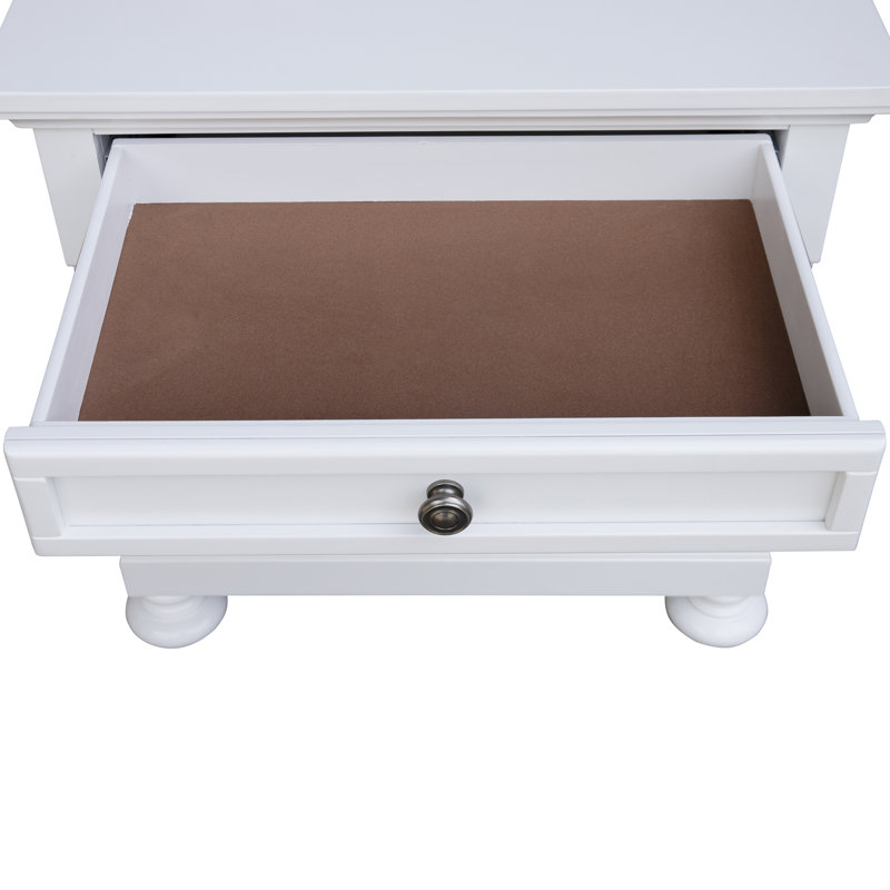 Willow Ridge Lavenia Three Drawer Nightstand