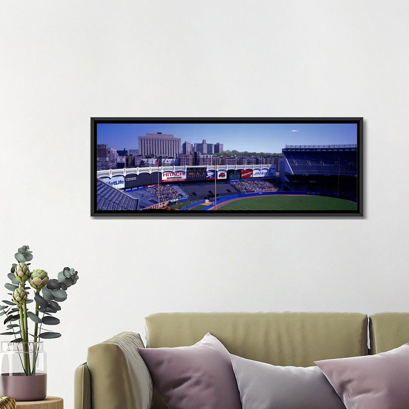 Panoramic Yankee Stadium NY, reproduction de photo sur toile, H 24 po x l 72 po x P 1,5 po, Cadre noir