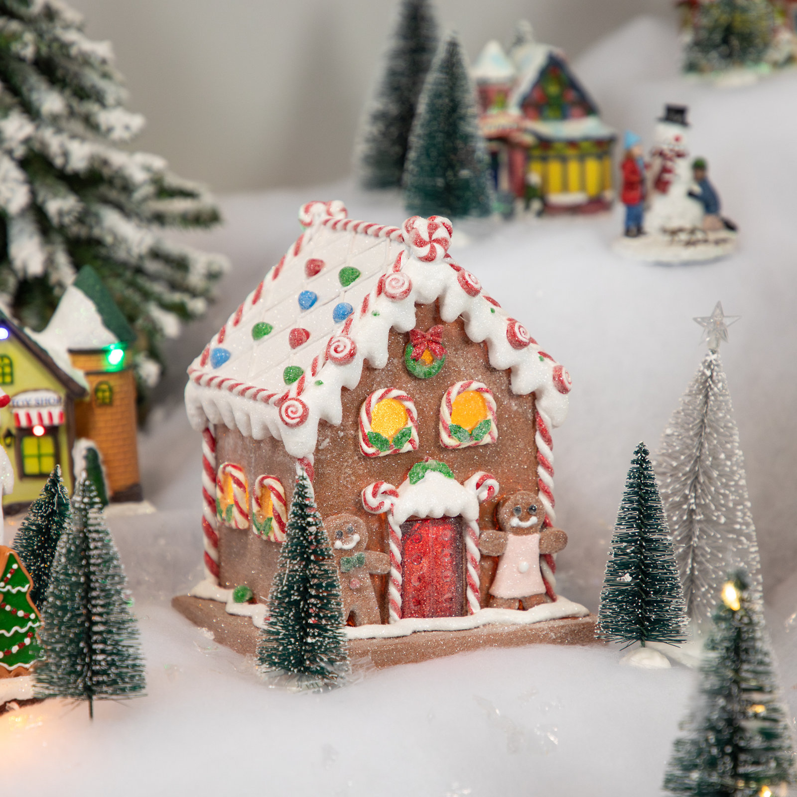 Lighted Gingerbread House