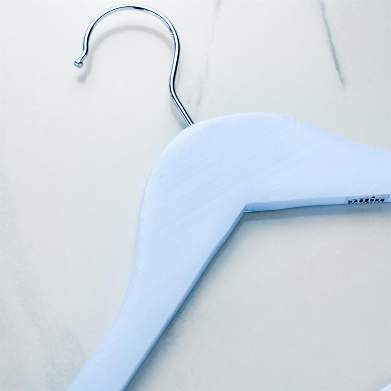 Harbour Housewares - Wooden Coat Hangers, Blue