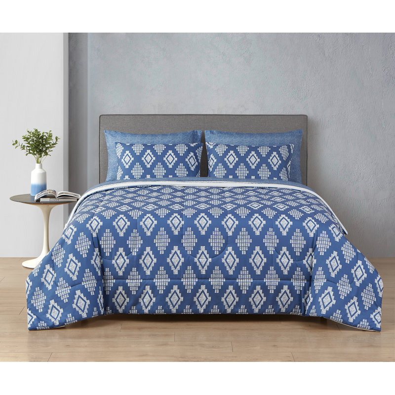 Gaia 7 Piece Reversible Bed in a Bag Medallion Comforter Set with bed sheets, Full Comforter + 6 Additional Pieces