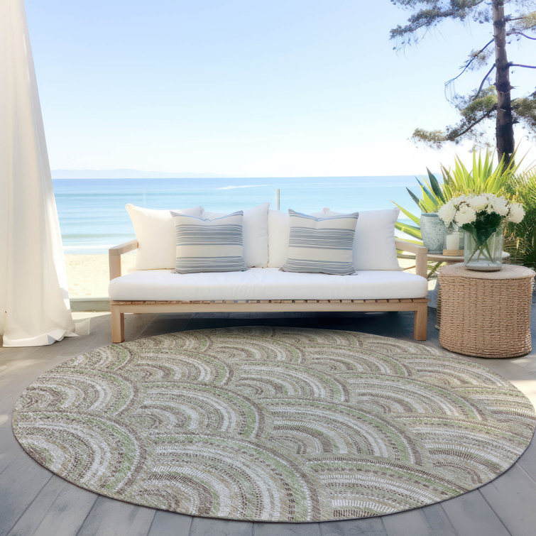 Chayden Washable Geometric Indoor / Outdoor Rug