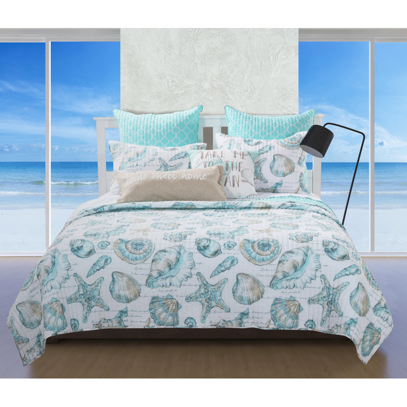Cruz Twin Reversible White Microfiber Coastal Quilt Set