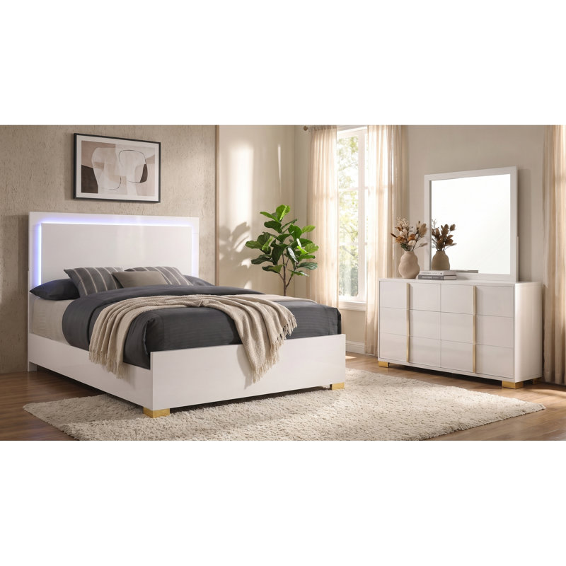 Ensemble de chambre à coucher 3 pièces Josephine White Queen, 159 cm L x 215 cm P x 128 cm H, en bois d'ingénierie, blanc avec tête de lit à DEL et accents métalliques dorés.