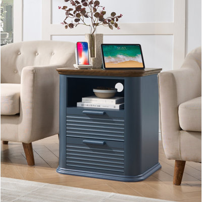 Table de chevet cannelée de 22 po avec station de charge, table de bout moderne avec 2 tiroirs et rangement ouvert, table de chevet élégante pour le salon, la chambre à coucher et les tables d'appoint
