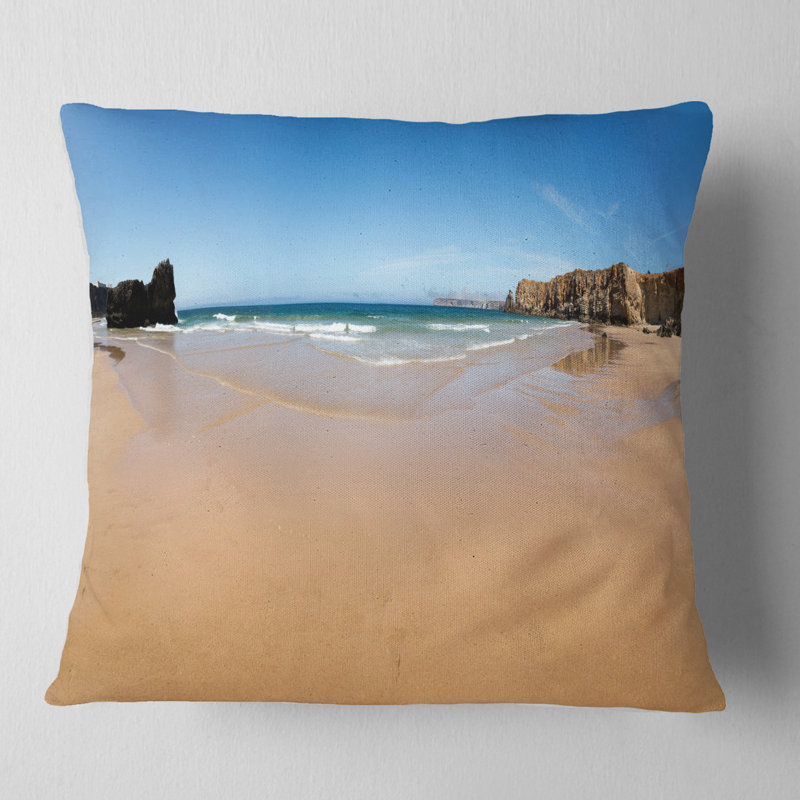 Coussin Calm Sandy Coastline Panorama - Sea & Shore, 18 po x 18 po, Carré