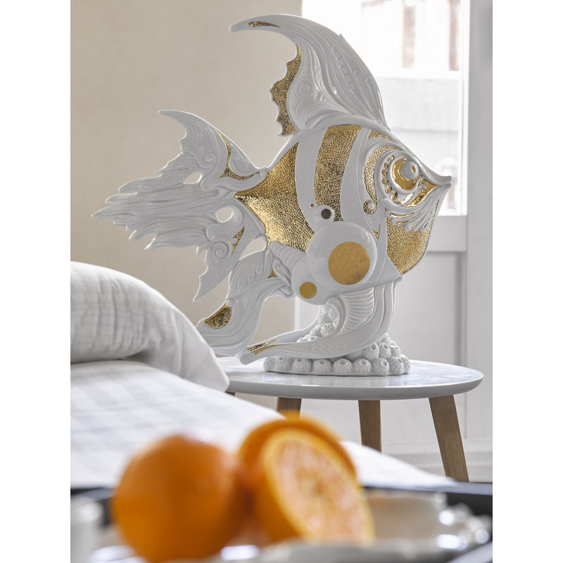 Statue Angelfish