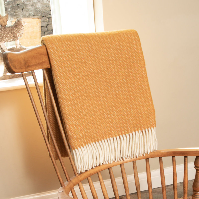 Snoqualmie Throw Blanket, Yellow
