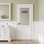 Porte standard pour salle de bain en bois manufacturé massif
