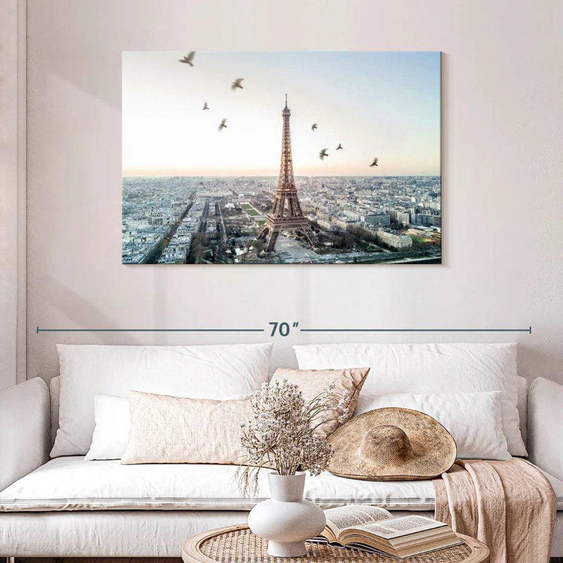 Oiseaux Kavia survolant Paris, H 30 po x l 45 po
