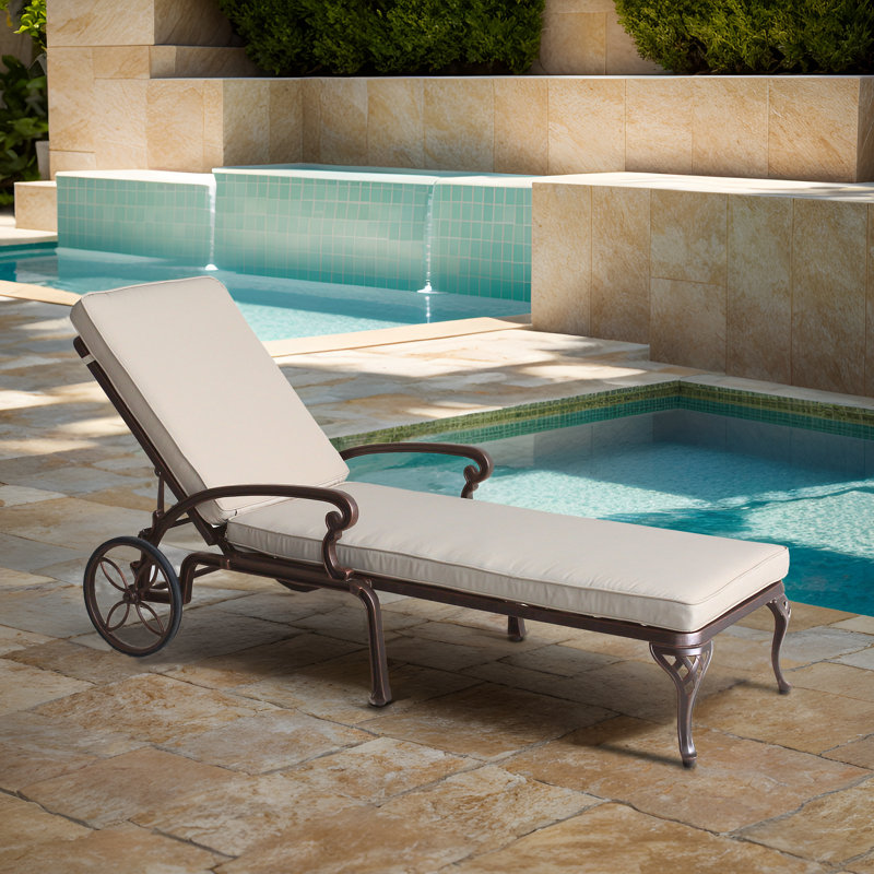 Chaise longue inclinable 60 po Bedwell, Beige