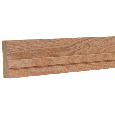 0.75 In. D X 2.5 In. W X 92 In. L Unfinished Red Oak Tova Chair Rail Moulding