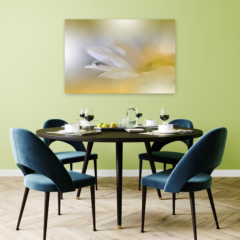 Marguerite rosée du matin, délicate, éthérée et sereine, impression d'art mural nature, 32" H x 48" W