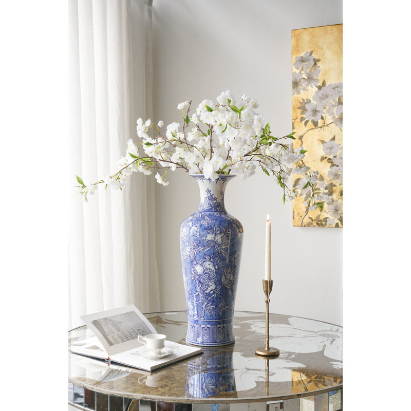 D9x24,5 "Vase en porcelaine bleue et blanche, 24.4" H x 9.1" W x 9.1" D
