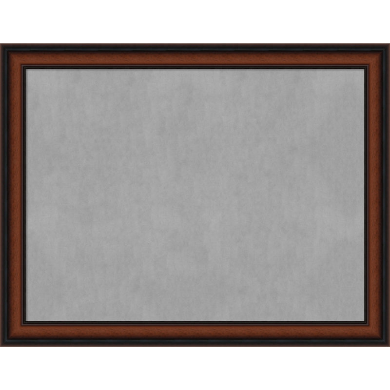 Tableau magnétique encadré étroit noyer de Chypre, H 21 po x l 27 po