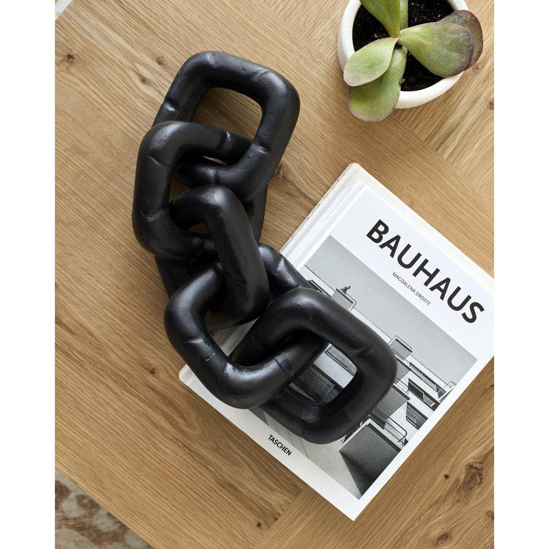 Belsan Figurines & Sculptures, Black