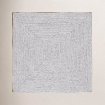Edie Braided Indoor/Outdoor Rug