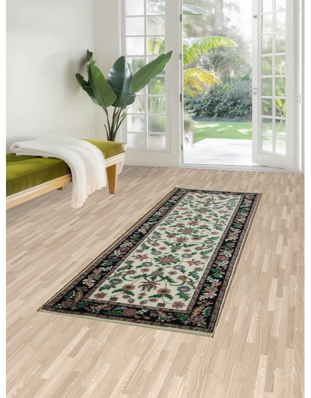 Tapis de couloir traditionnel long avec motifs floraux détaillés 3 x 8