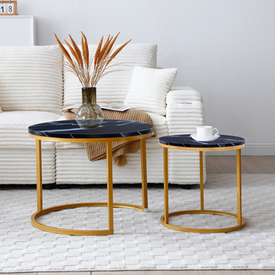 Ensemble de 2 tables basses gigognes à plateau noir avec cadre doré, rondes et tables en bois à motif de marbre, salon, chambre à coucher, appartement, table de chevet simple industrielle moderne