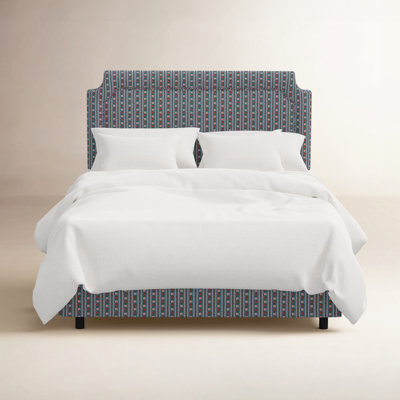 Hampton Bed
