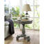 Table d'appoint en bois gris sur piédestal - H 26,5 po, ronde de style classique avec hauteur ferme