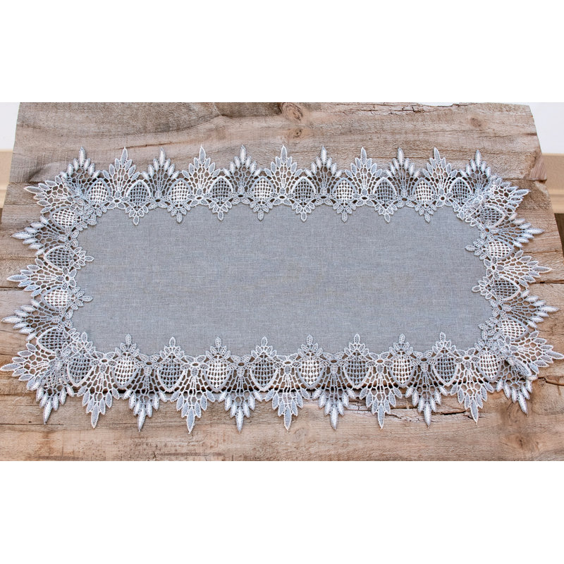 Chemin de table Lace, L 28 po x l 14 po