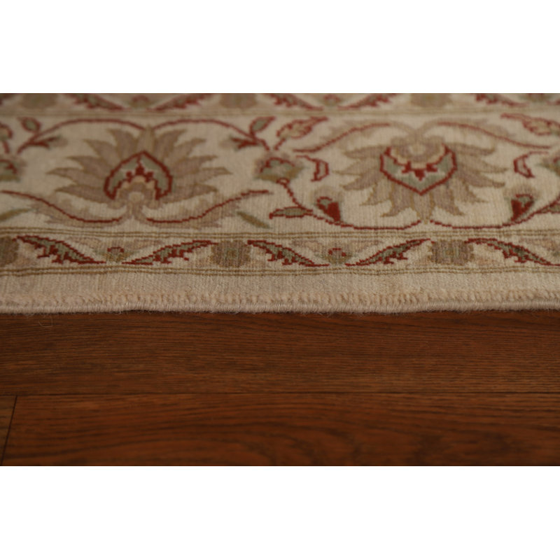 Tapis unique en laine ivoire 4 pi 2 po x 6 pi 2 po One Age of a Kind Ziegler