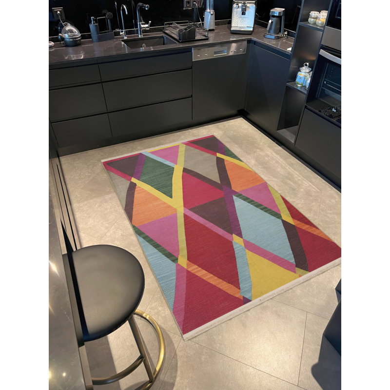 Kizzire Performance Washable Geometric Indoor / Outdoor Rug, Rectangle 3'11" x 5'11"