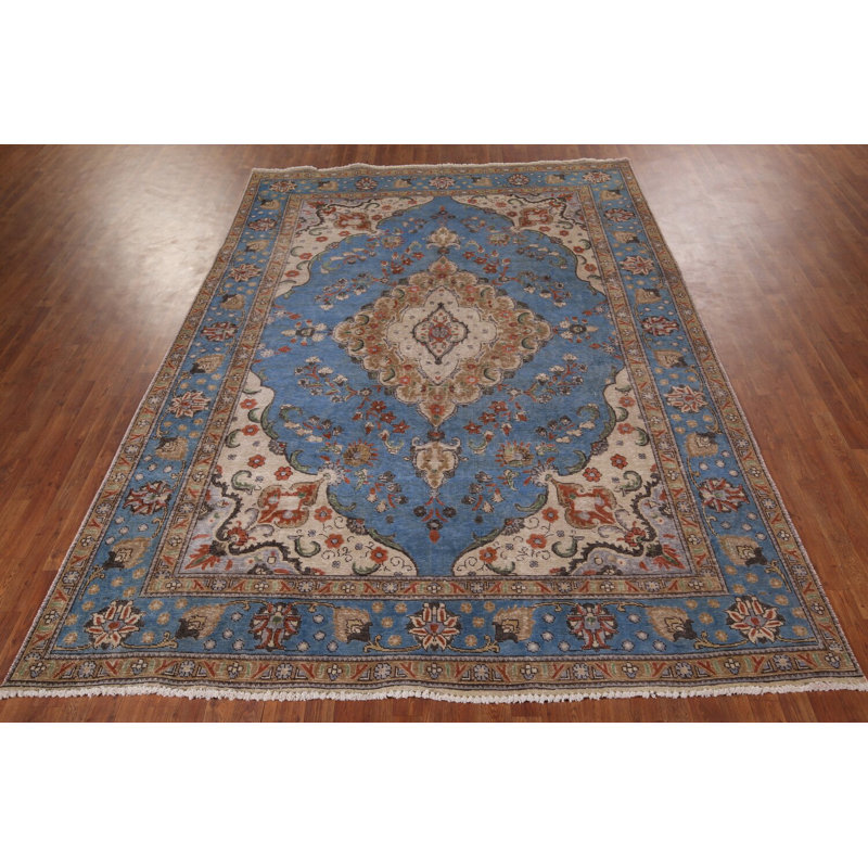 Tapis bleu délavé traditionnel 8 x 11