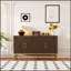 Buffet de style rétro avec tablettes réglables, poignées rectangulaires en métal et pieds pour un rangement polyvalent et un design élégant, espresso