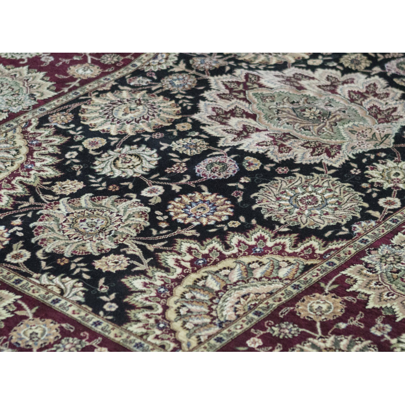 Tapis noir et vin noué à la main de haute qualité