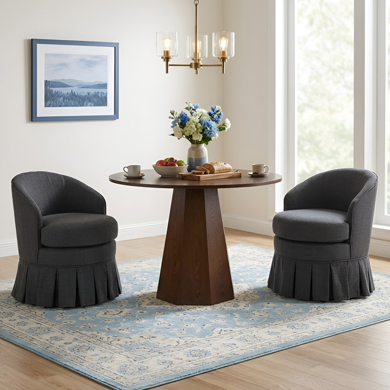 Chaises demi-tonneau revêtues de lin, Gris