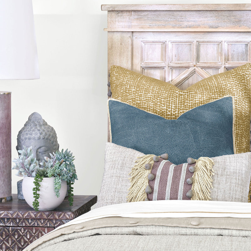 Daleyza Lumbar Pillow Cover & Insert