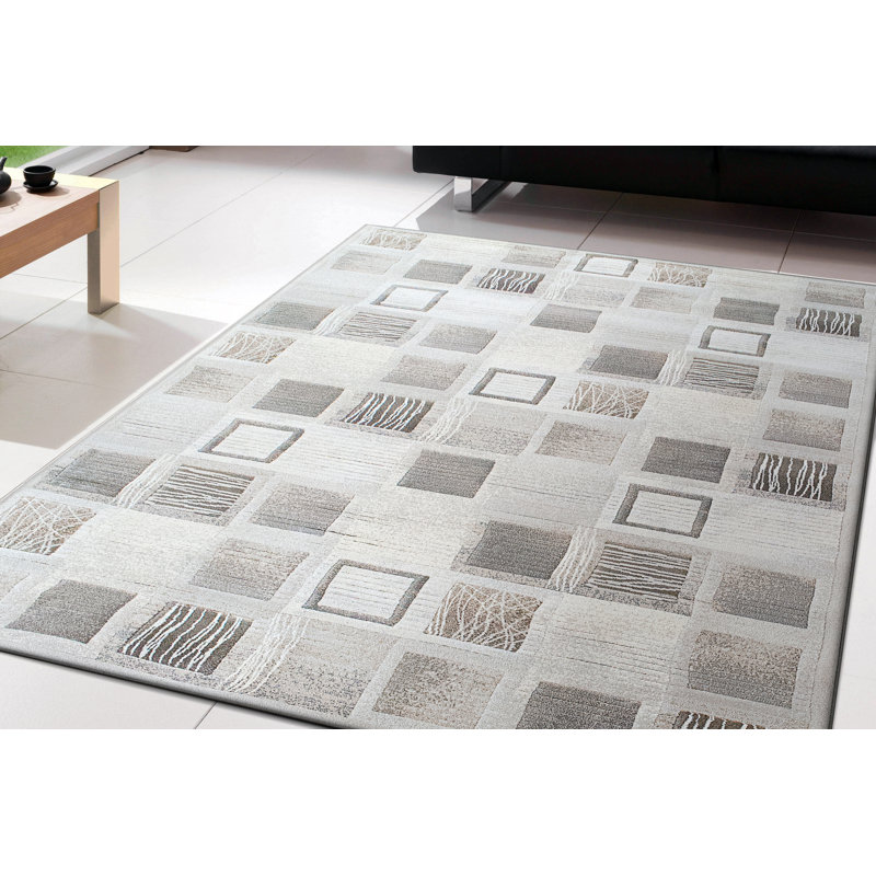 Makiver Geometric Indoor Rug, Rectangle 6'7" x 9'6"