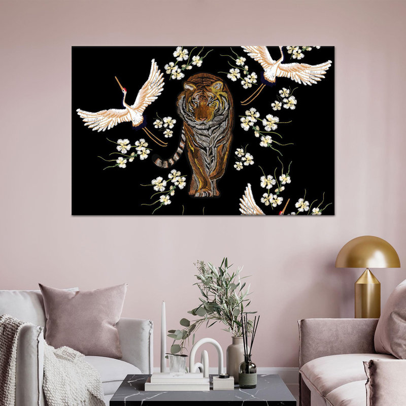 Toile imprimée élégante: Tigre et grues dans un décor asiatique floral, toiles encadrées dorées 1P, 63,1 po H x 102,4 po l