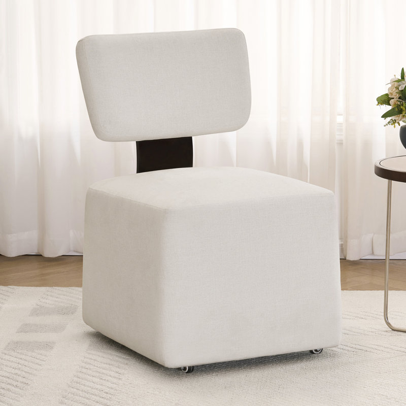 Chaise rembourrée moderne avec assise large, Beige