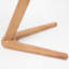 Chaise ergonomique à la mode avec table basse, chaises confortables en bois massif, conception ergonomique, bois